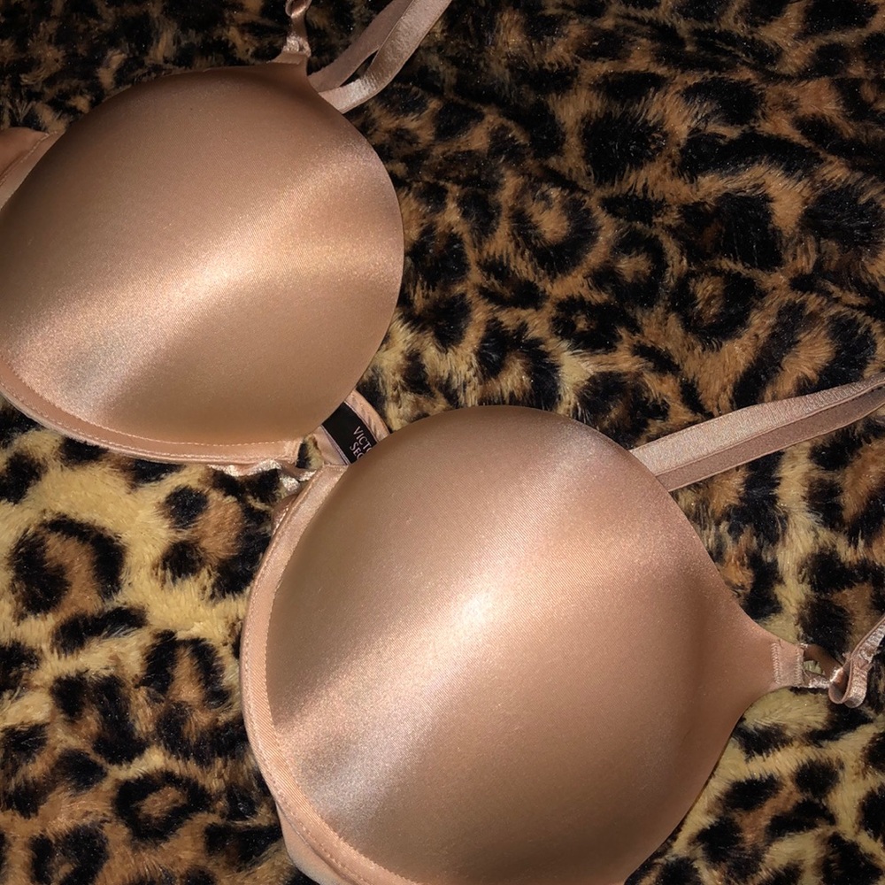 VS BOMBSHELL